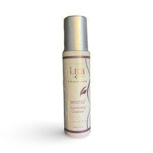 Lira Clinical Mystiq illuminating iLuminating Cleanser 6 oz. SEALED NIP